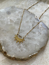 Load image into Gallery viewer, Radiant Sun Necklace Gold