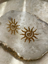 Load image into Gallery viewer, Spiral Sun Stud Earring Gold
