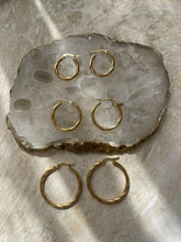 Load image into Gallery viewer, Chloe Twisted Hoop Earring Large Gold

