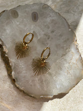 Load image into Gallery viewer, Heart Hoop Earring Gold
