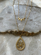 Load image into Gallery viewer, Lotus Petal &amp; Lotus Necklace Gold - Stack
