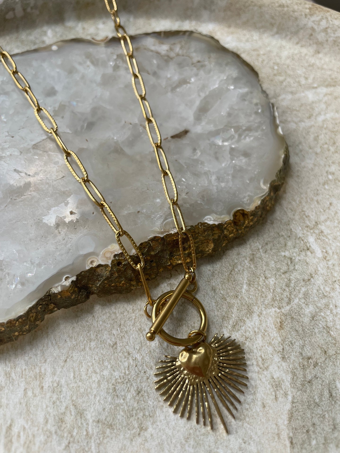 Heart Toggle Chain Necklace Gold
