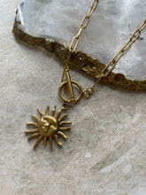 Load image into Gallery viewer, Sun Toggle Chain Necklace Gold
