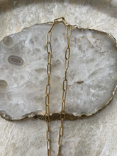 Load image into Gallery viewer, Heart Toggle Chain Necklace Gold
