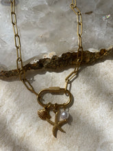 Load image into Gallery viewer, Oakley Charm Necklace Gold
