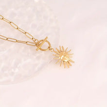 Load image into Gallery viewer, Sun Toggle Chain Necklace Gold
