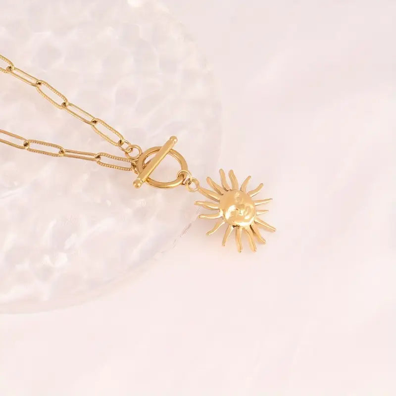 Sun Toggle Chain Necklace Gold